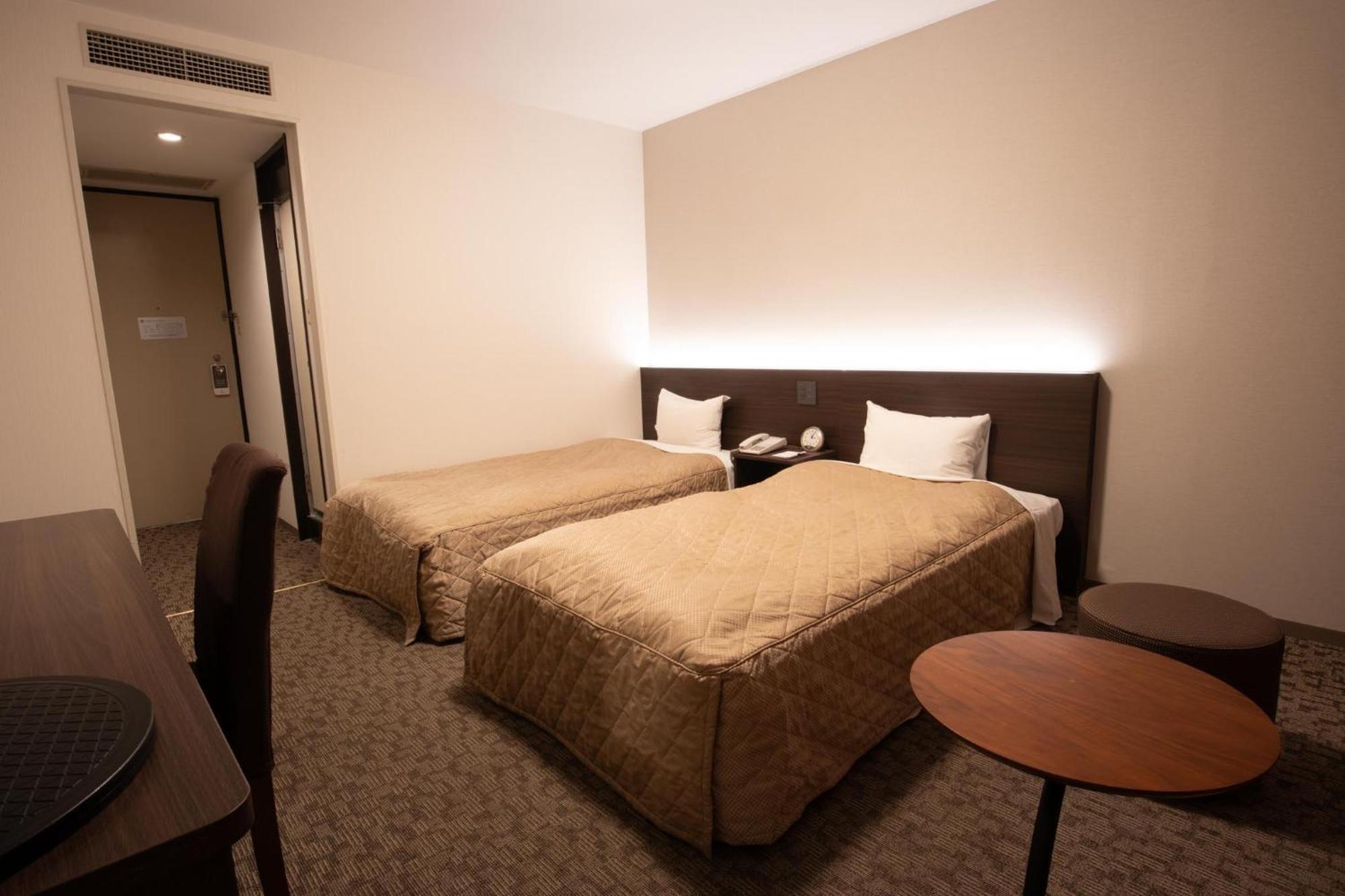 Hotel Aisul Matsuyama Macujama Szoba fotó