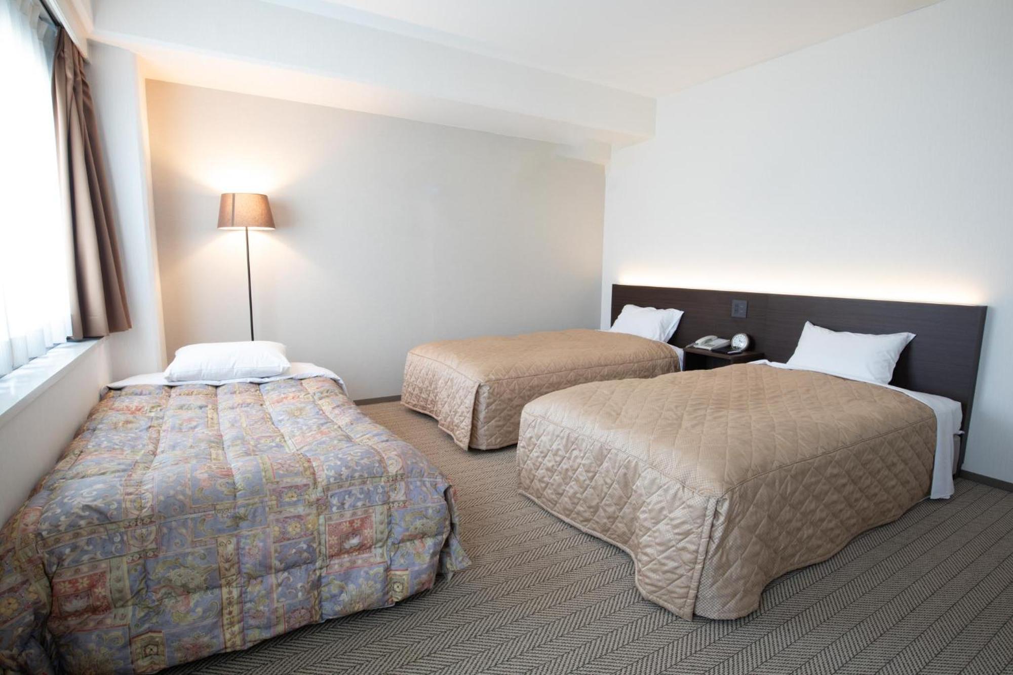 Hotel Aisul Matsuyama Macujama Szoba fotó
